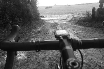 Gravel Cycling © Photo Uggi Kaldan