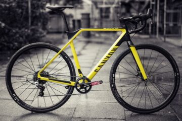 Canyon Inflite CF SLX 8.0 Pro Race © Foto Uggi Kaldan | AltomCykling.dk 2017